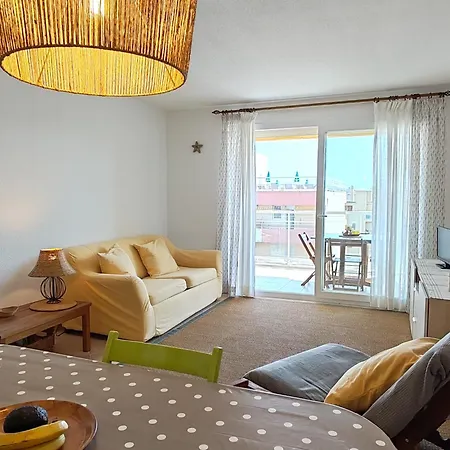 Cozy - 350 From The Sea - And Bright With Balcony - * Antibes